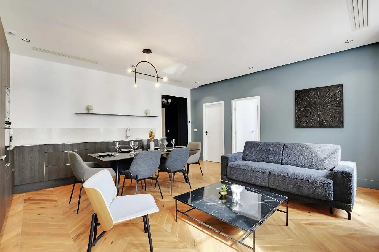 Stunning Apartment - 2Br-6P - Opera Paris 0*,  France